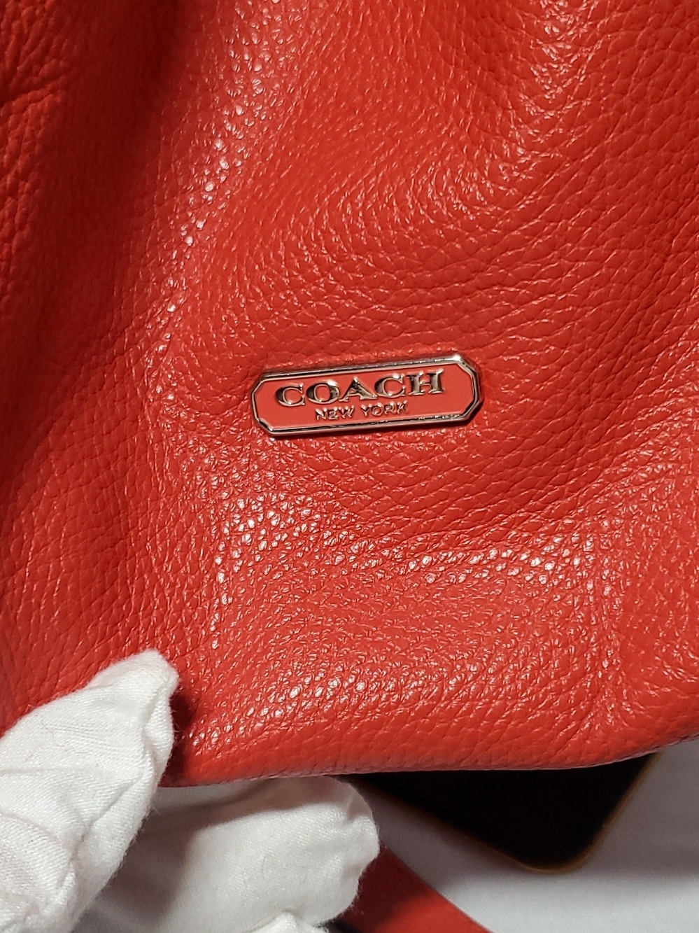 Authentic Coach Women's Pebbled Leather Hobo Bag - 2 Way Crossbody - Picture 3 of 16